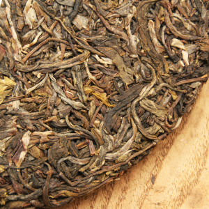 2017 One Sprout Two Leaves Green Puer Tea Cake